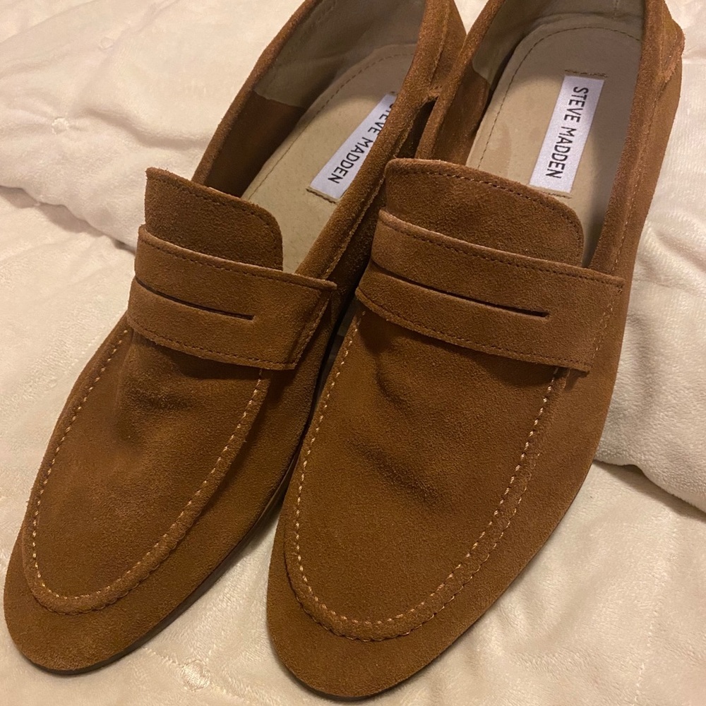 Steve madden tan loafers